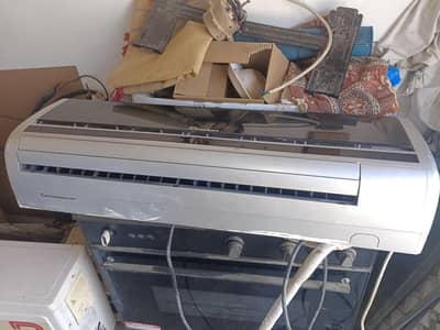 Dawlance 1.5 Ton Ac non inverter Ac bilkul ok dy