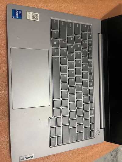 Cm laptop core i7 just screen damage