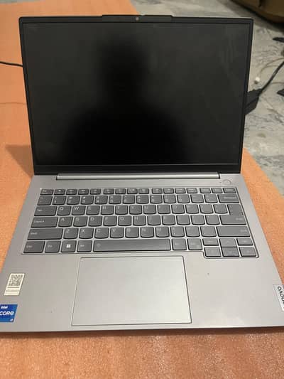 Cm laptop core i7 just screen damage