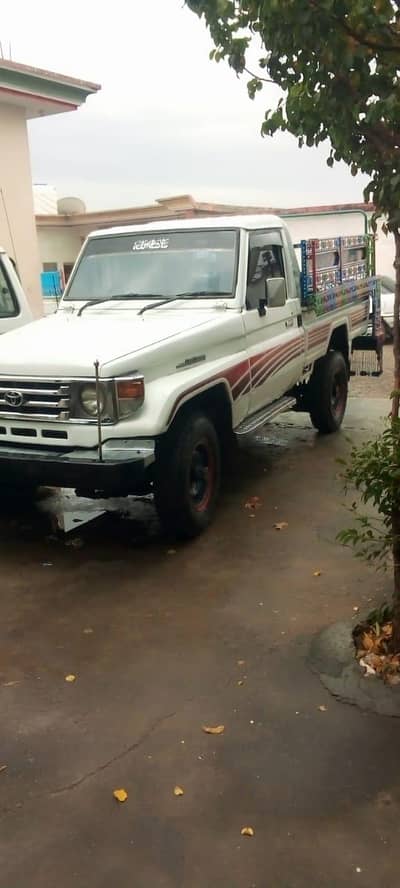 Toyota land cruiser