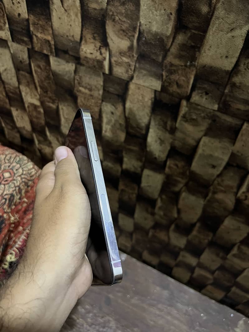Iphone 12 pro 3