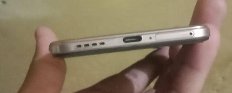mobile 8+4/128 4