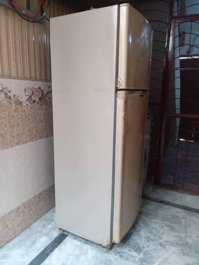 Dawlance double door Refrigerator For Sale -Good Condition