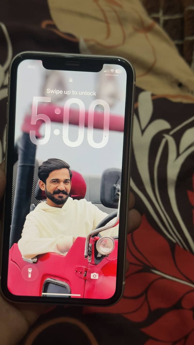 iPhone 11 PTA 1