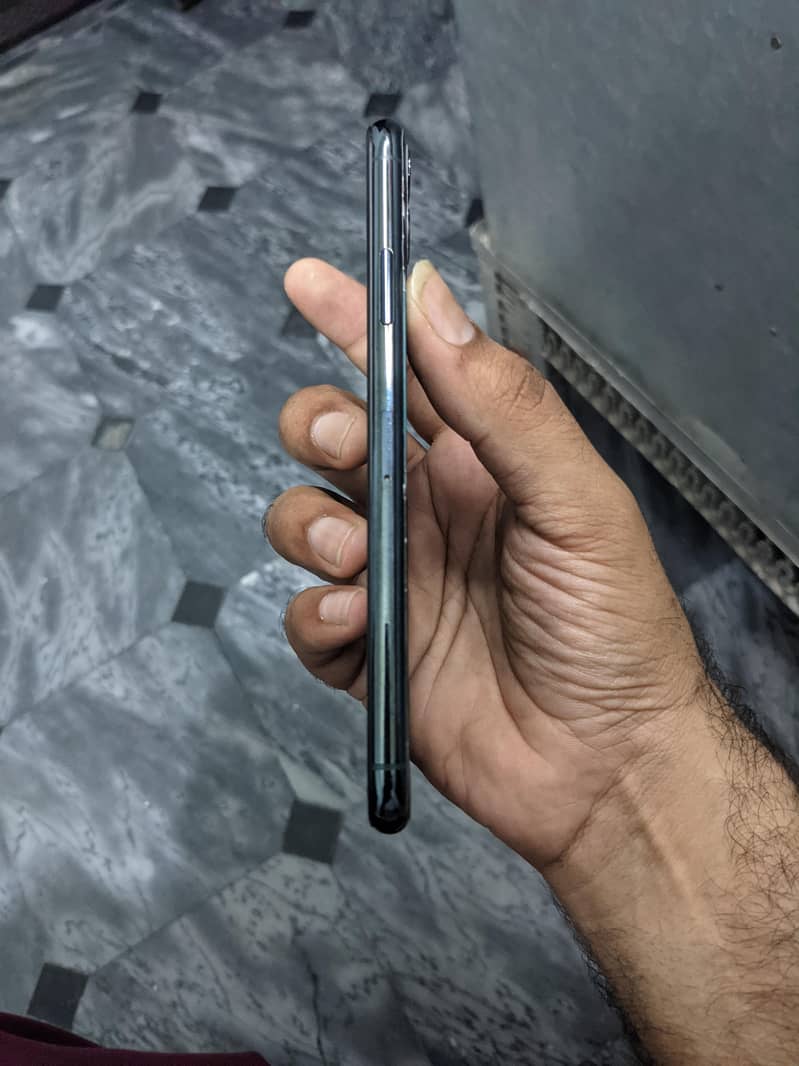 11 pro max 6