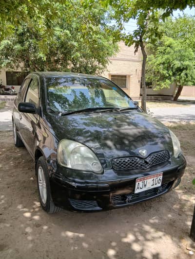vitz 2003