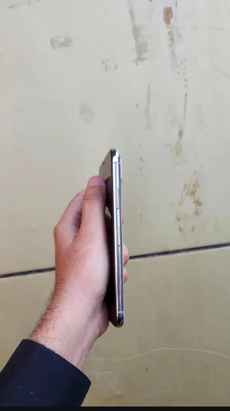 Lush Mobile 7