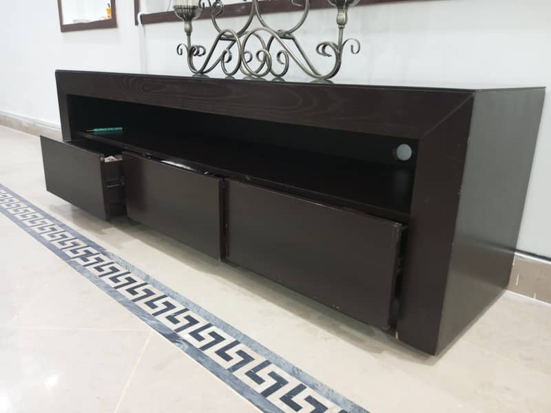 TV Console / Table 1