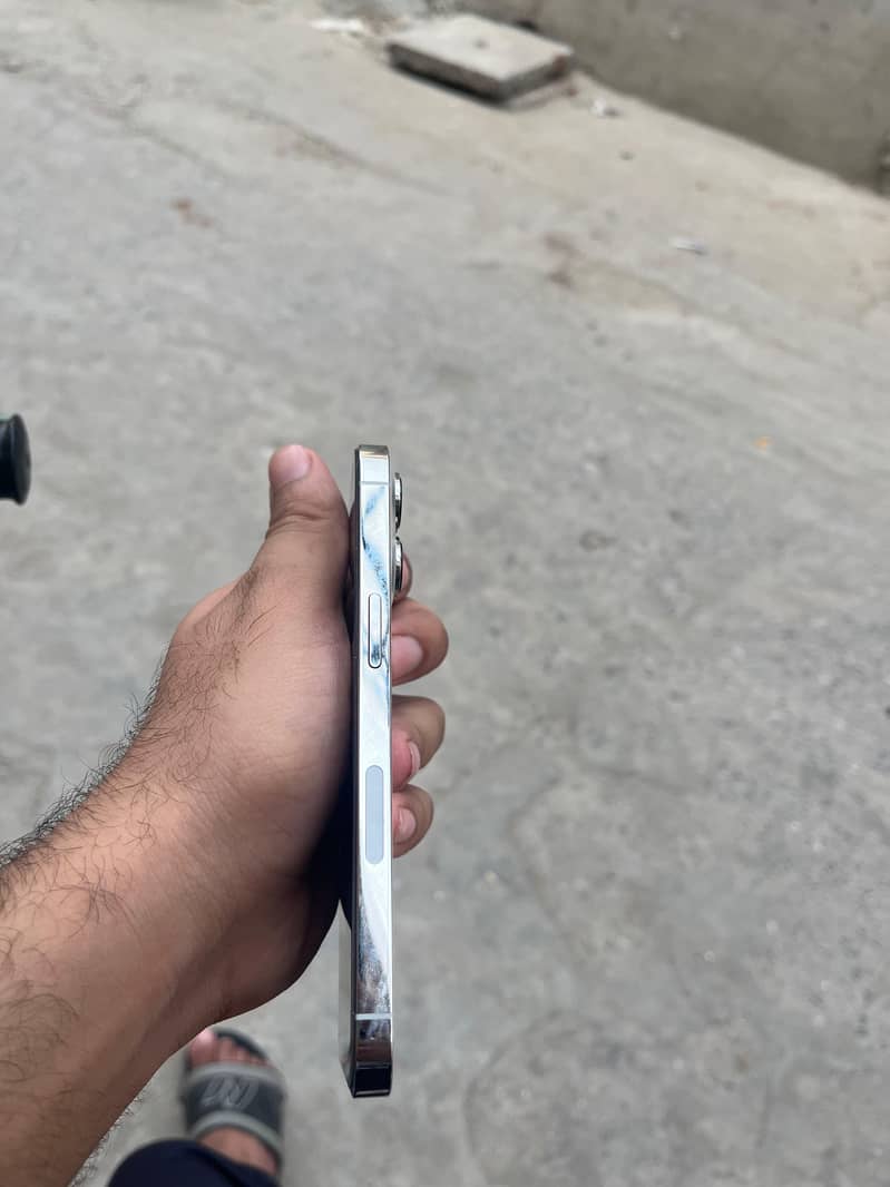 13 pro 0