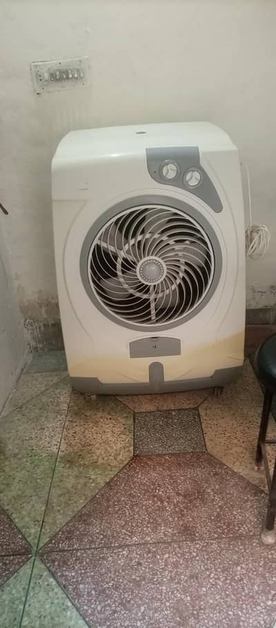 Room cooler