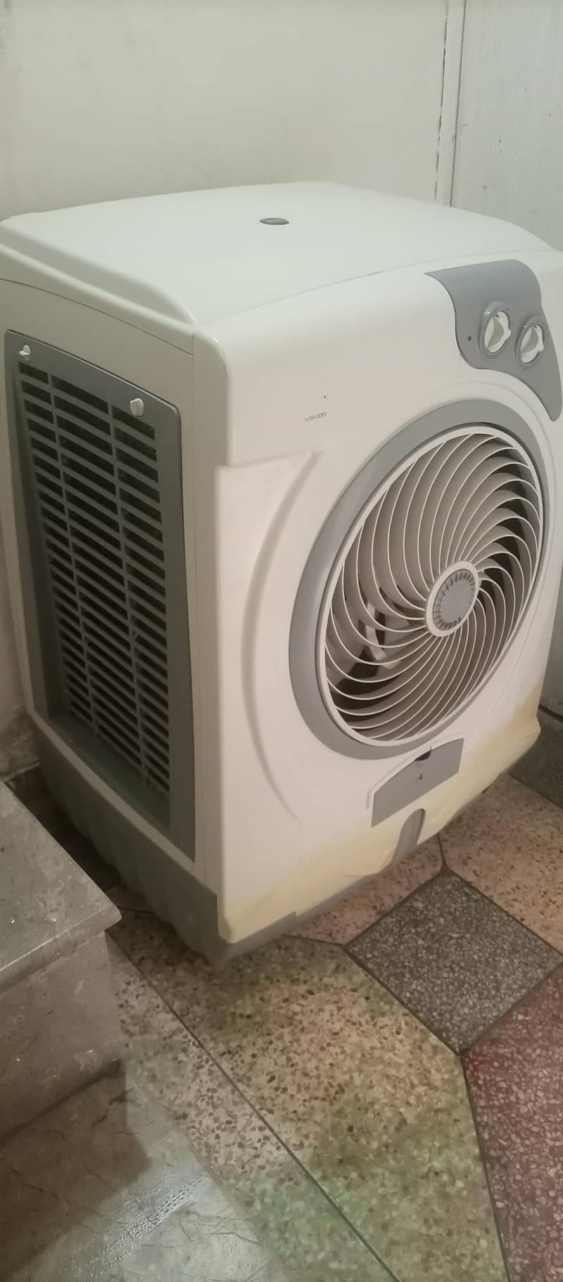 Room cooler 4