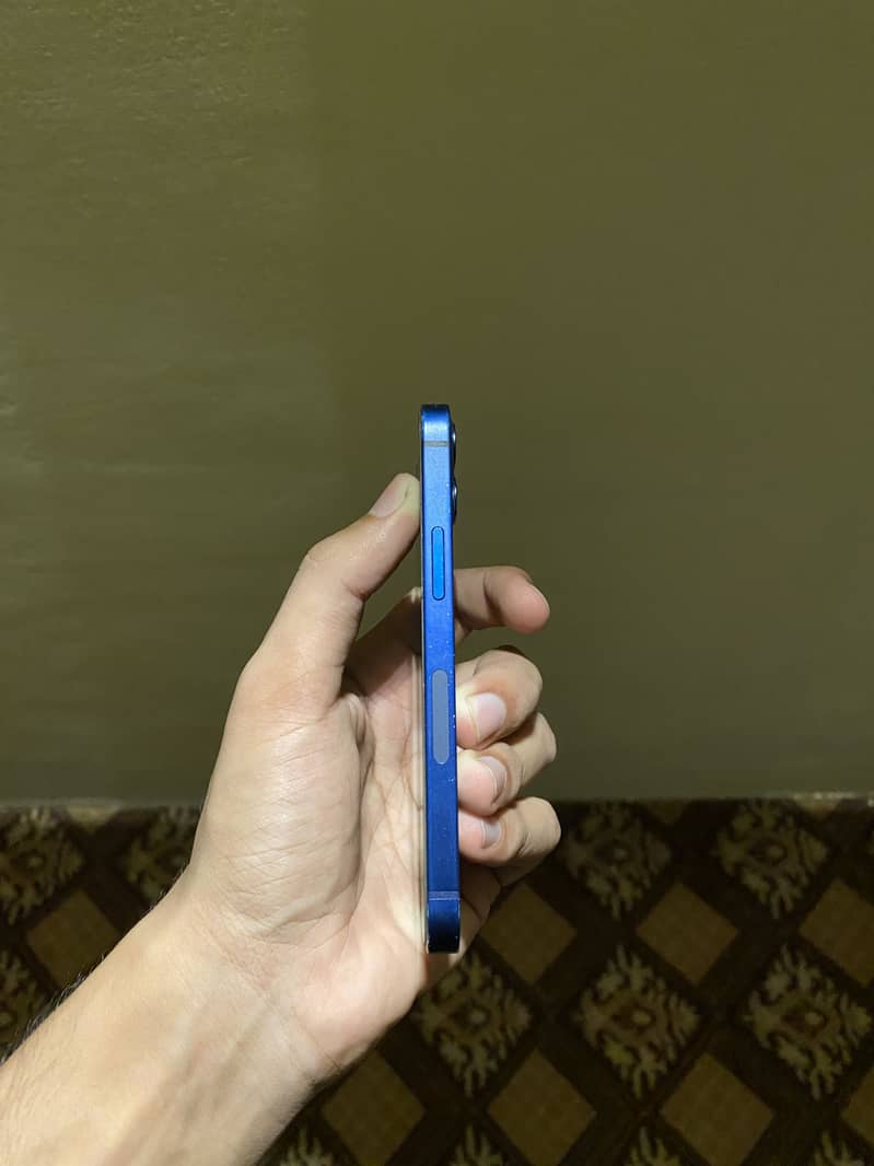 iPhone 12 mini 2