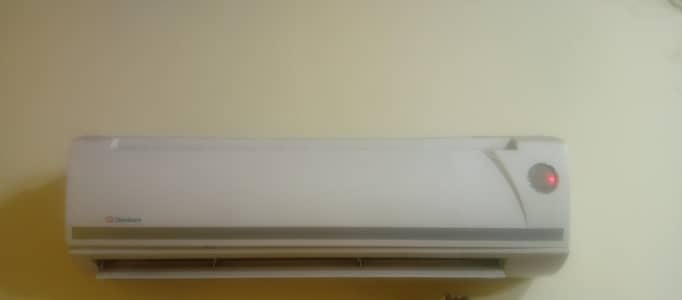 1.5 ton Dawlance split ac
