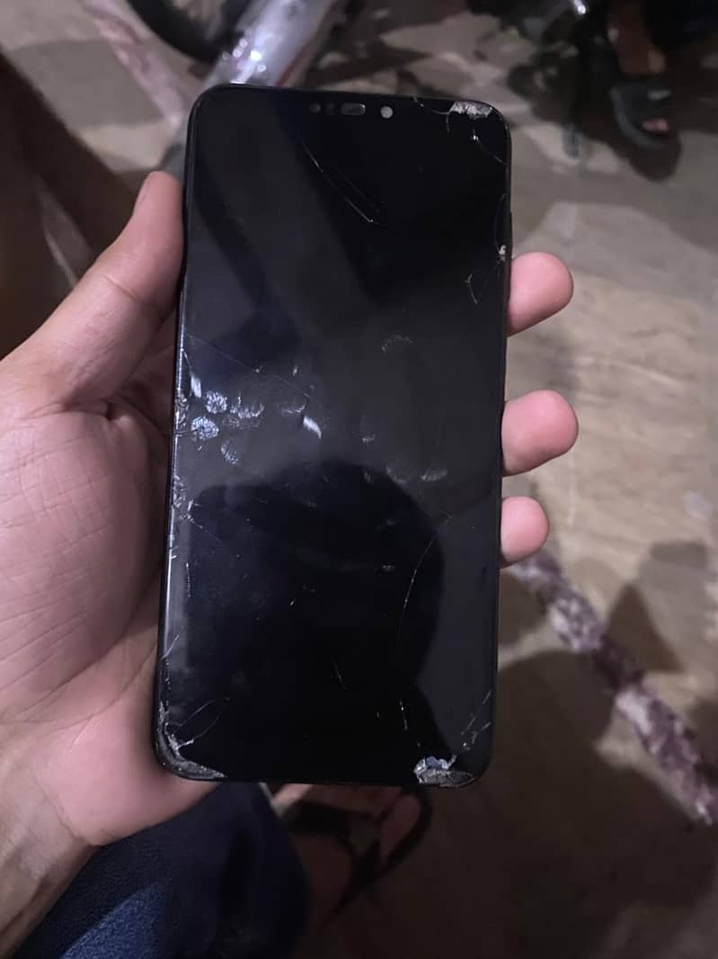honor 8c 1