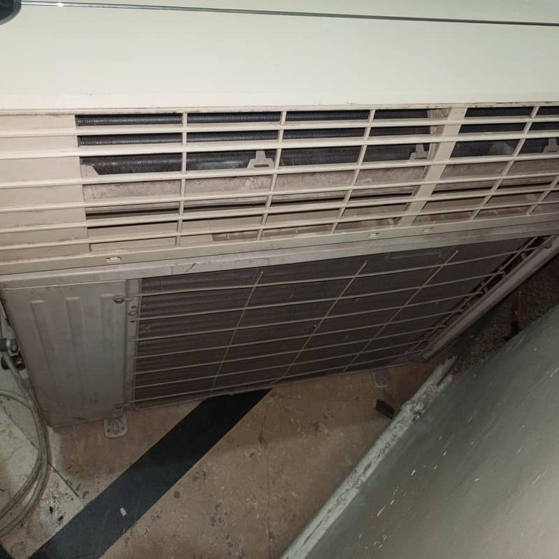Haier split Ac 1.5 Ton 3