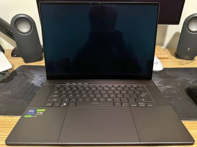 ASUS ROG ZEPHYRUS G16 2024