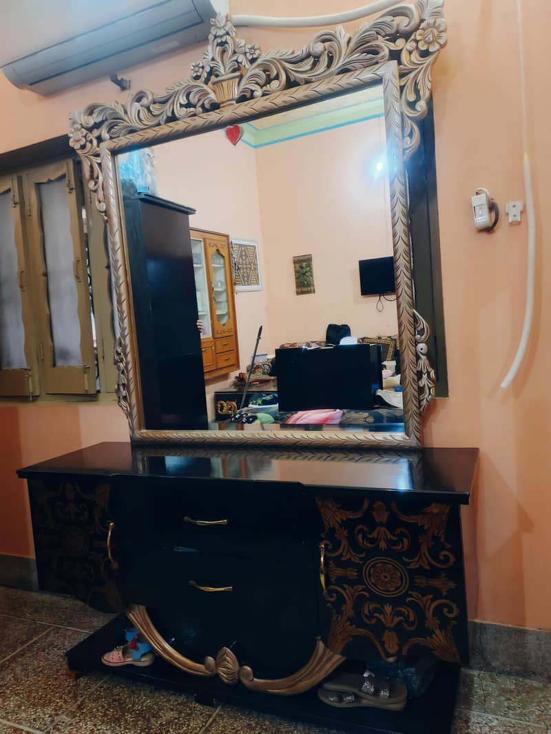Dressing Table 2