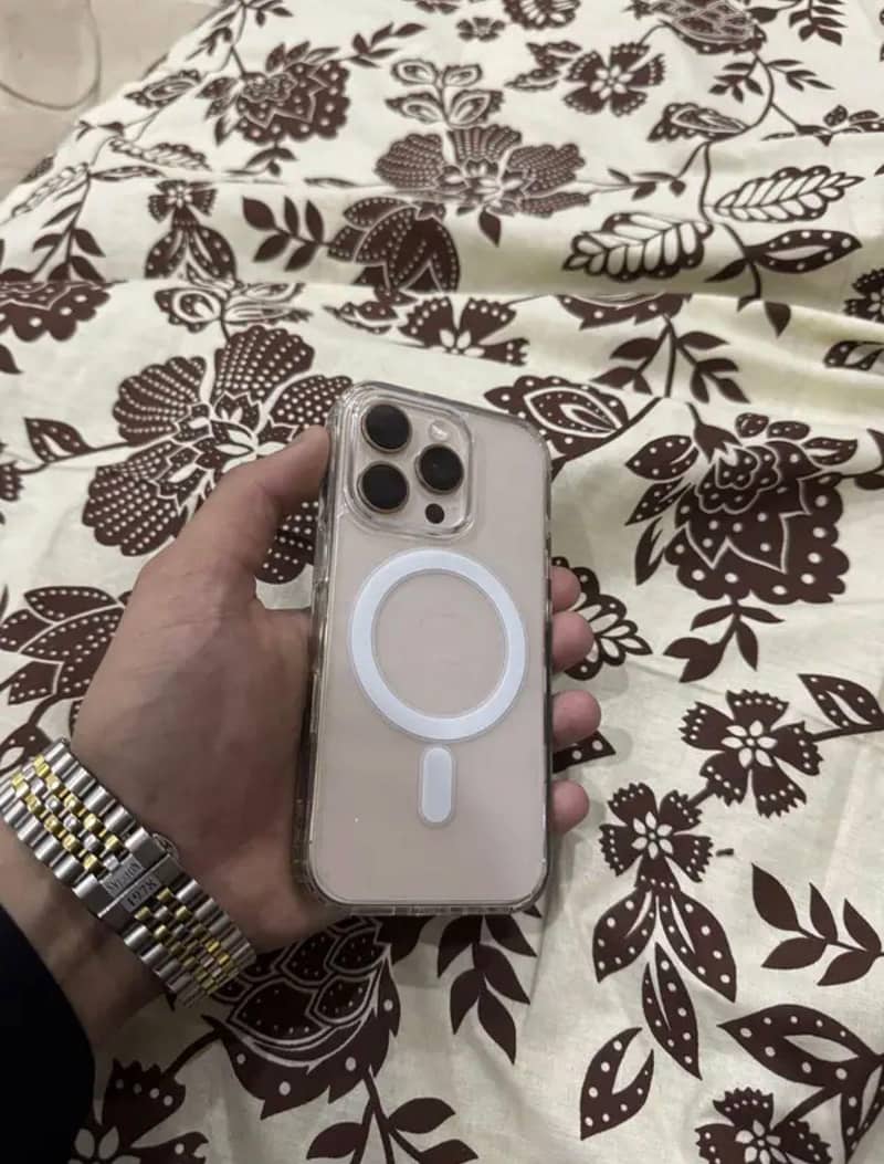 16 pro 4