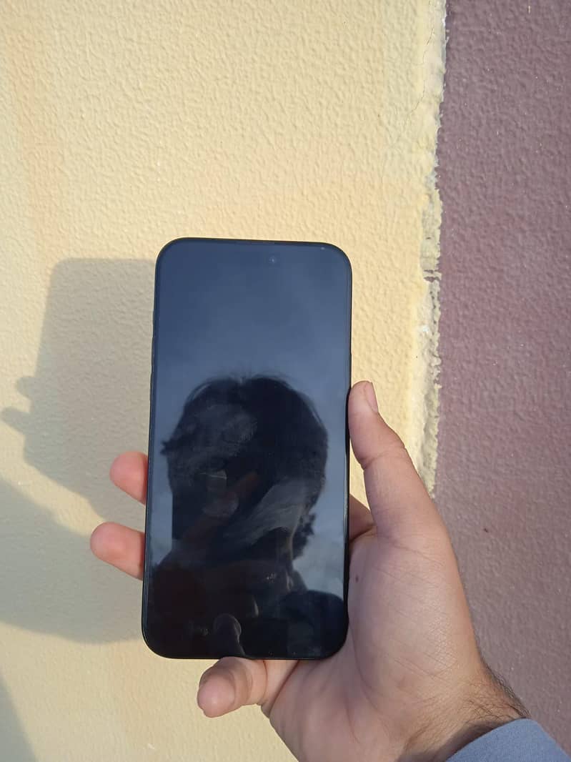 iphone 15plus 4