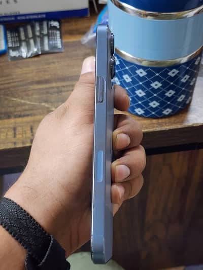 Lush Condition I phone 13pro max