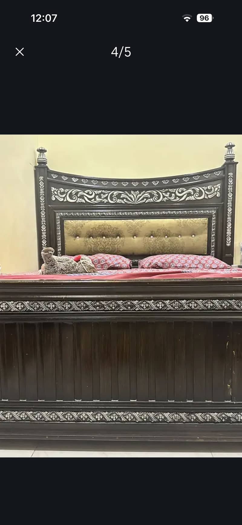 King size bed 3