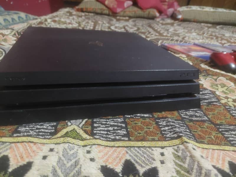 ps4 pro 1TP 2