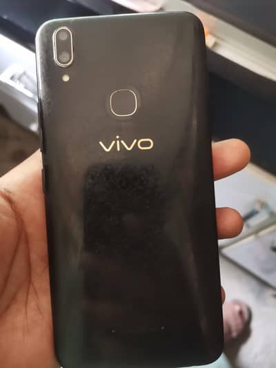 vivo v9 4+32 Lash condition