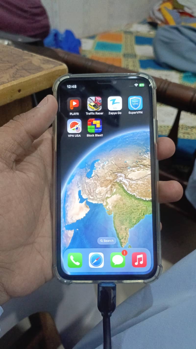 Apple iPhone X 1