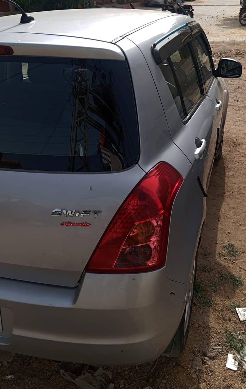 Swift DLX Automatic 5