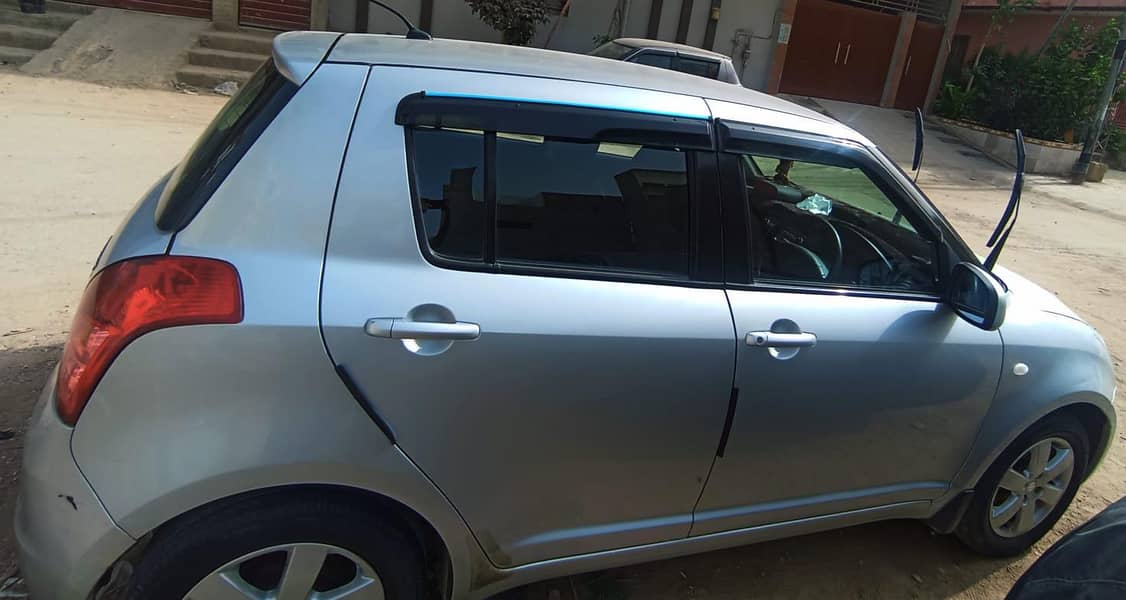 Swift DLX Automatic 6