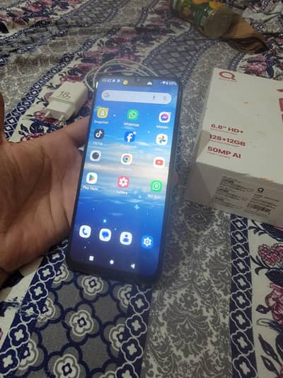 Q Mobile Smart ultra 8