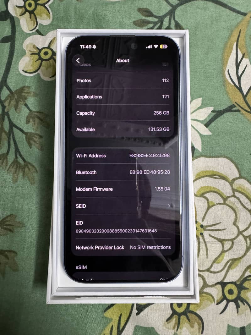 iPhone 17 8