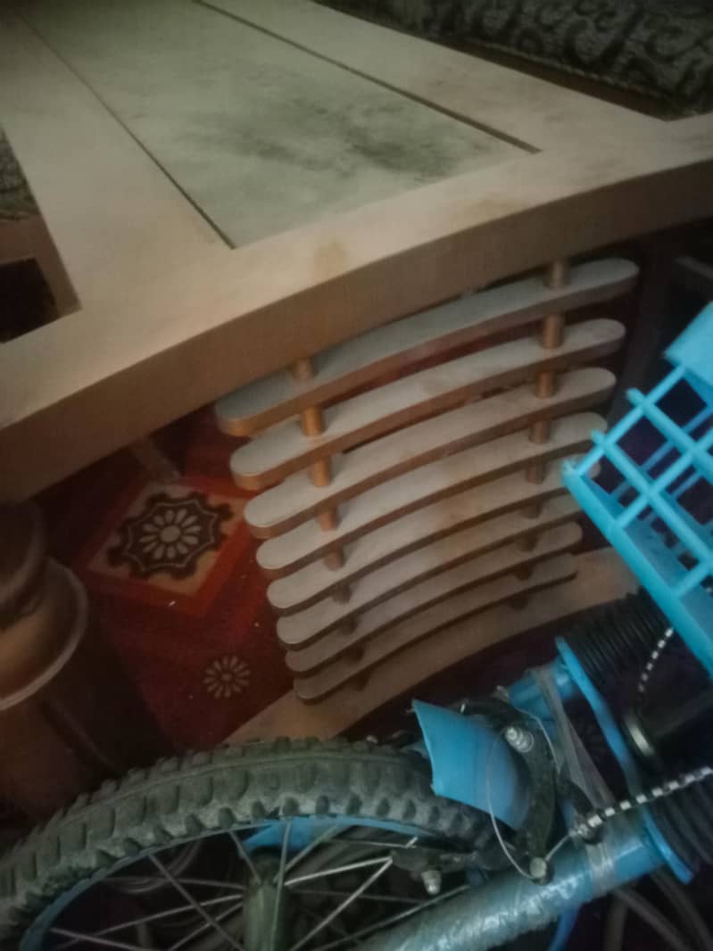 dining tablr chiar 2
