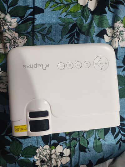 Elephos GC333 projector