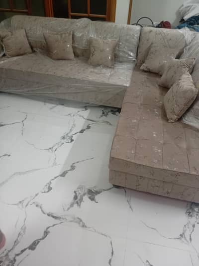 6 seater L shape corner sofe for sale