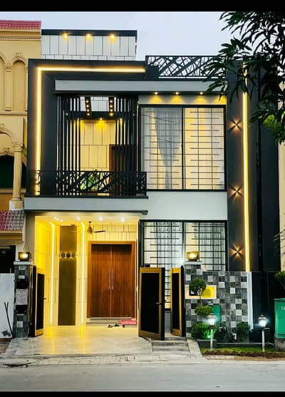 5 MARLA LUXURY HOUSE ON MOST IDEAL LOCATION IN LDA APPROVED AREA AVAILABLE FOR SALE IN NLC