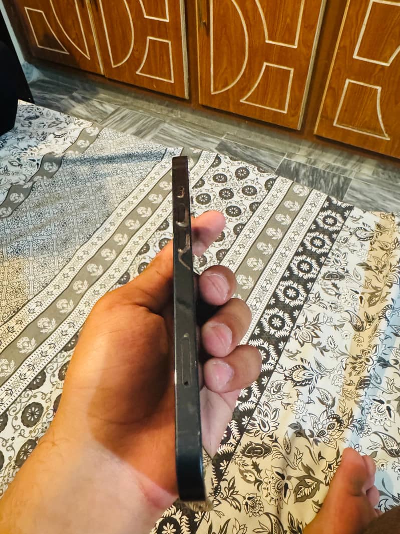 Iphone 13 jv 3