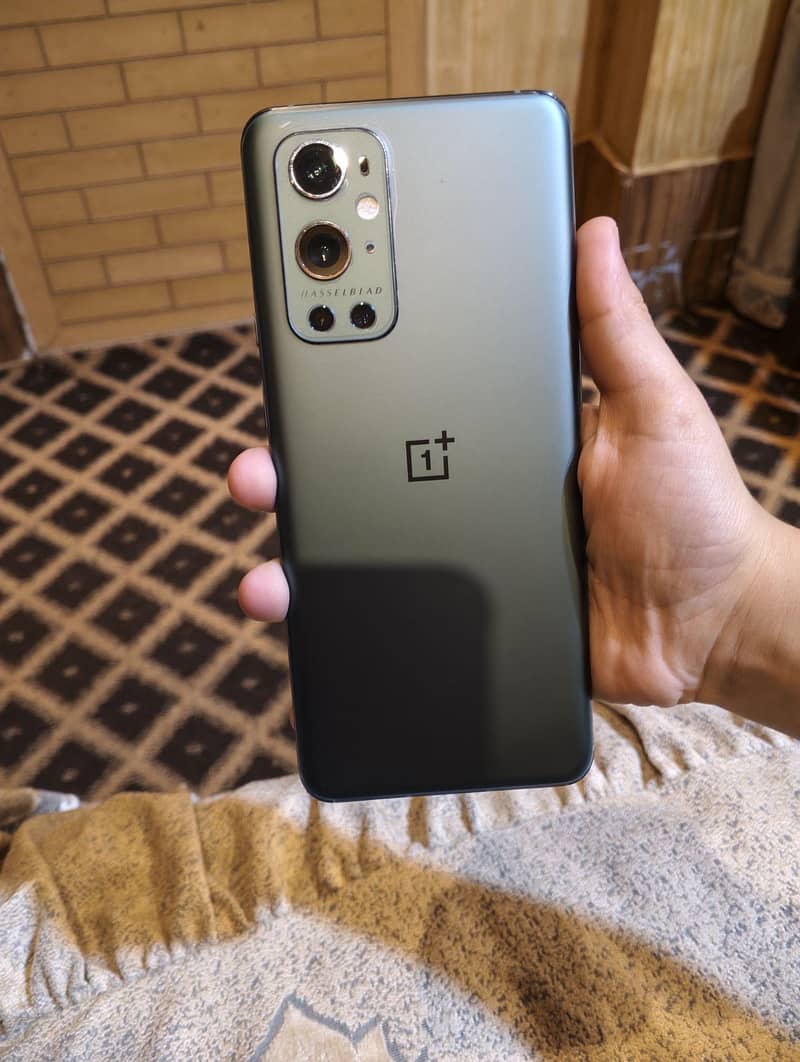 oneplus 9 pro 12/256 8
