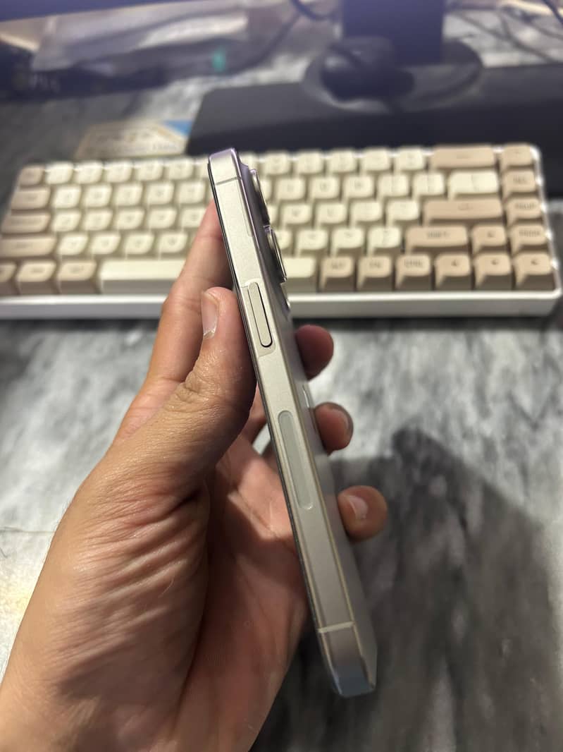 Iphone 15 pro 5
