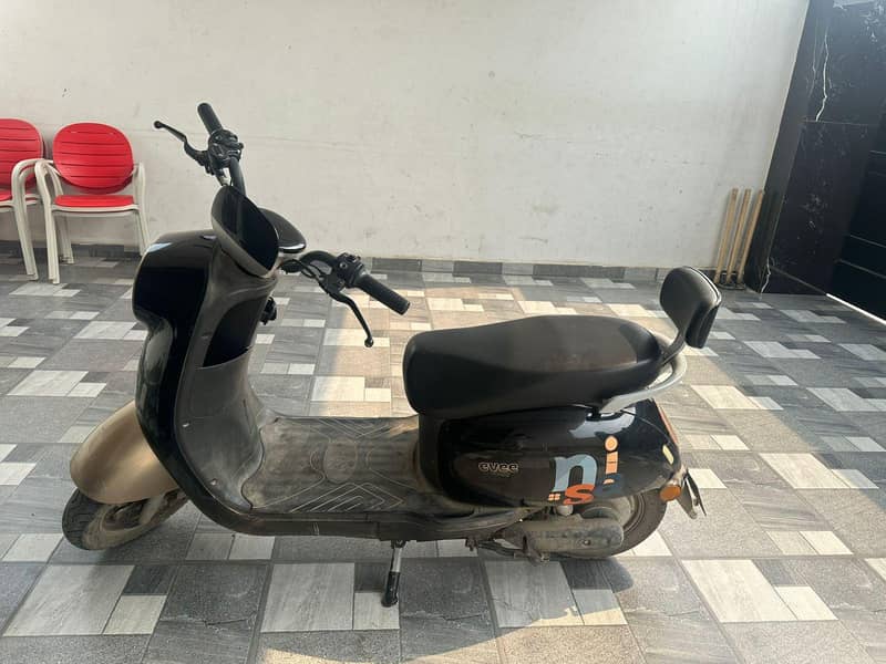 EV Nisa 2