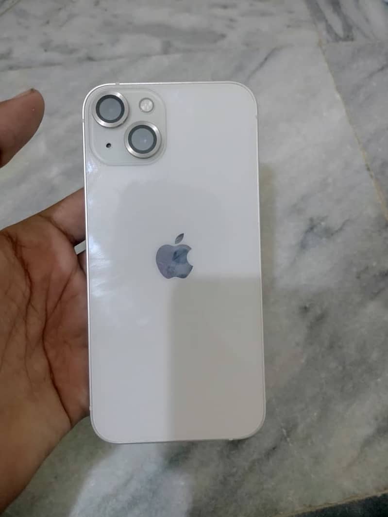 iPhone 13 0