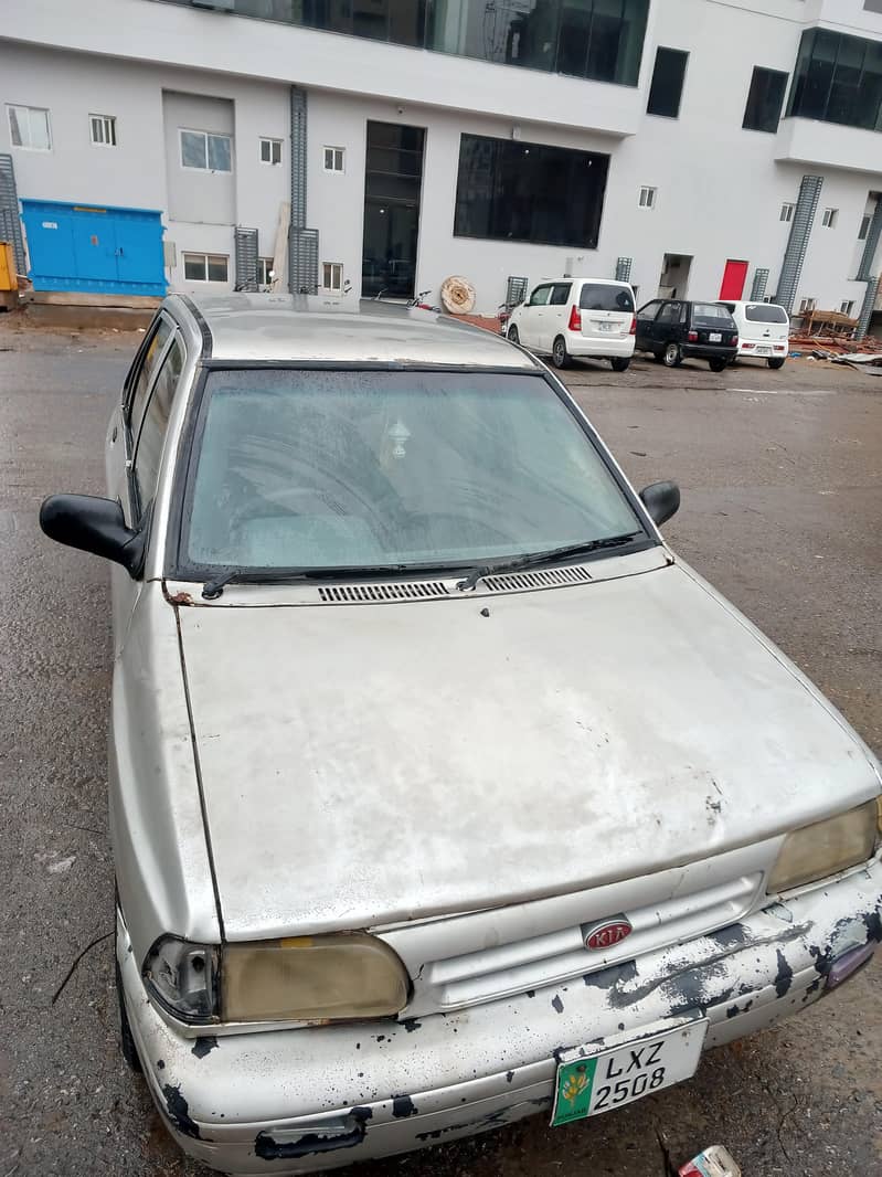 Kia 2001 3