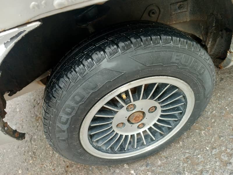 Kia 2001 8