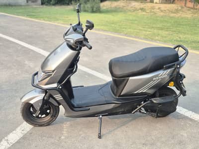 revoo c 32y scooty 200km