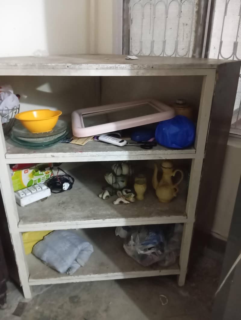 TV trolley 3