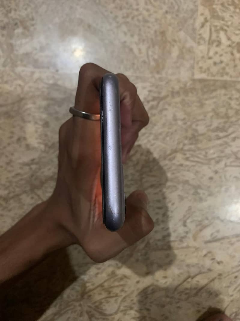 iphone11 4