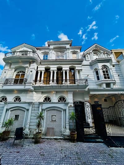Prime Location 7 Marla House In Stunning Ali Homes Is Available For sale