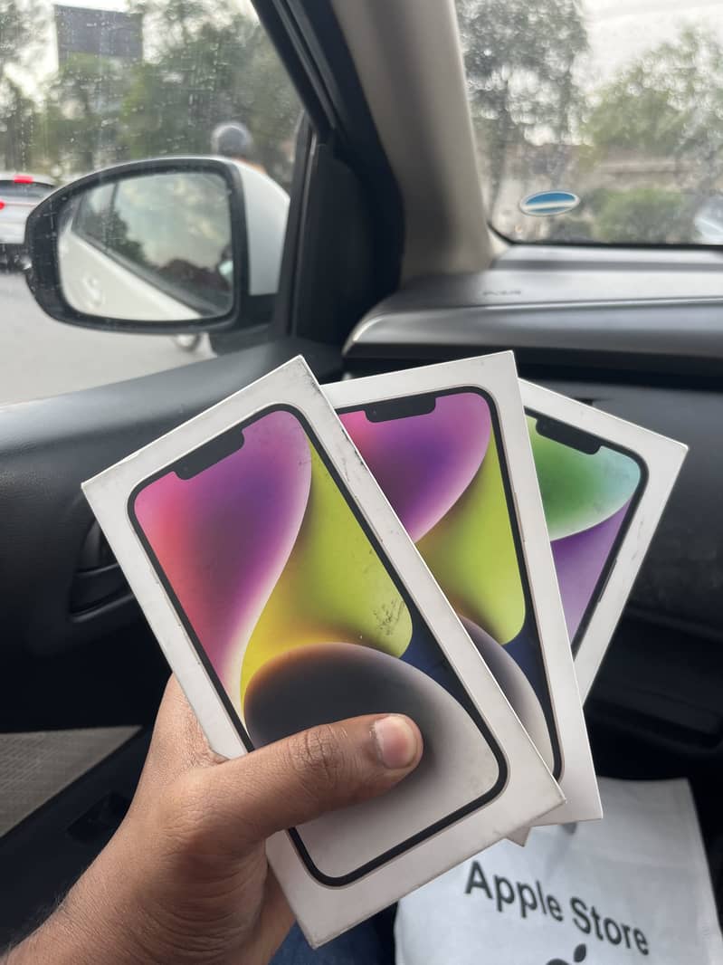 iPhone 14 boxpack 0