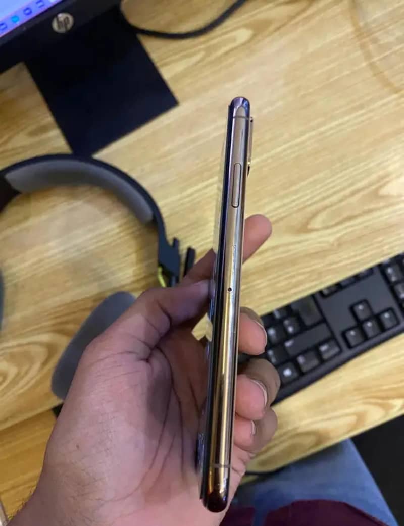 iPhone XS 2