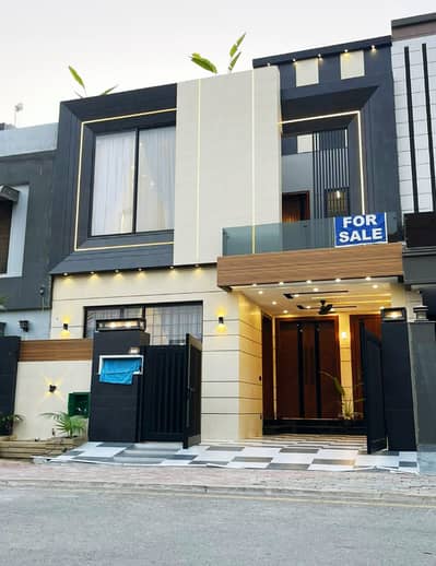 5 MARLA HOUSE WITH SOLD CONSTRUCTION OR ON GOOD LOCATION AVAILABLE FOR SALE IN NEW LHR CITY